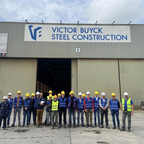 Victor Buyck Steel Construction - Studenten over de vloer