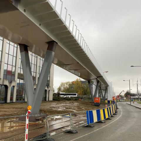 Victor Buyck Steel Construction - Fietsers en Voetgangersbrug A201K